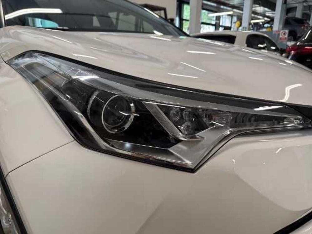 Toyota Toyota C-HR usata a Pistoia (7)