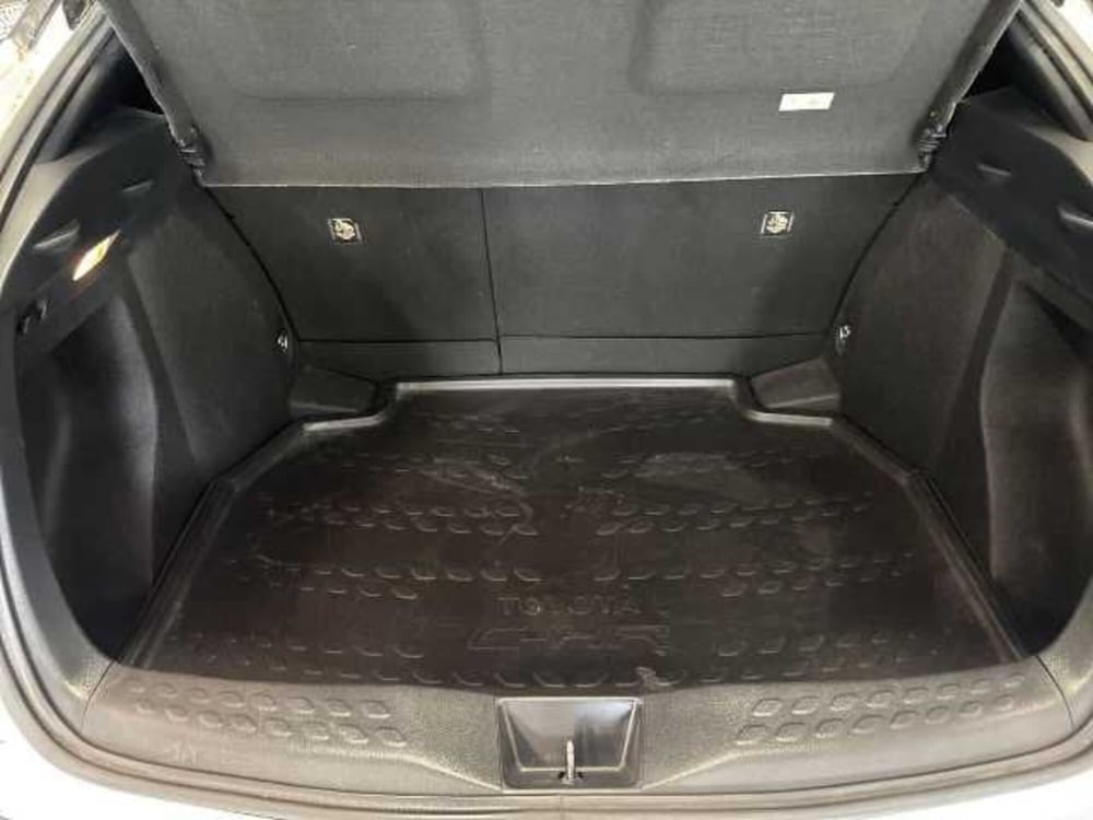 Toyota Toyota C-HR usata a Pistoia (8)