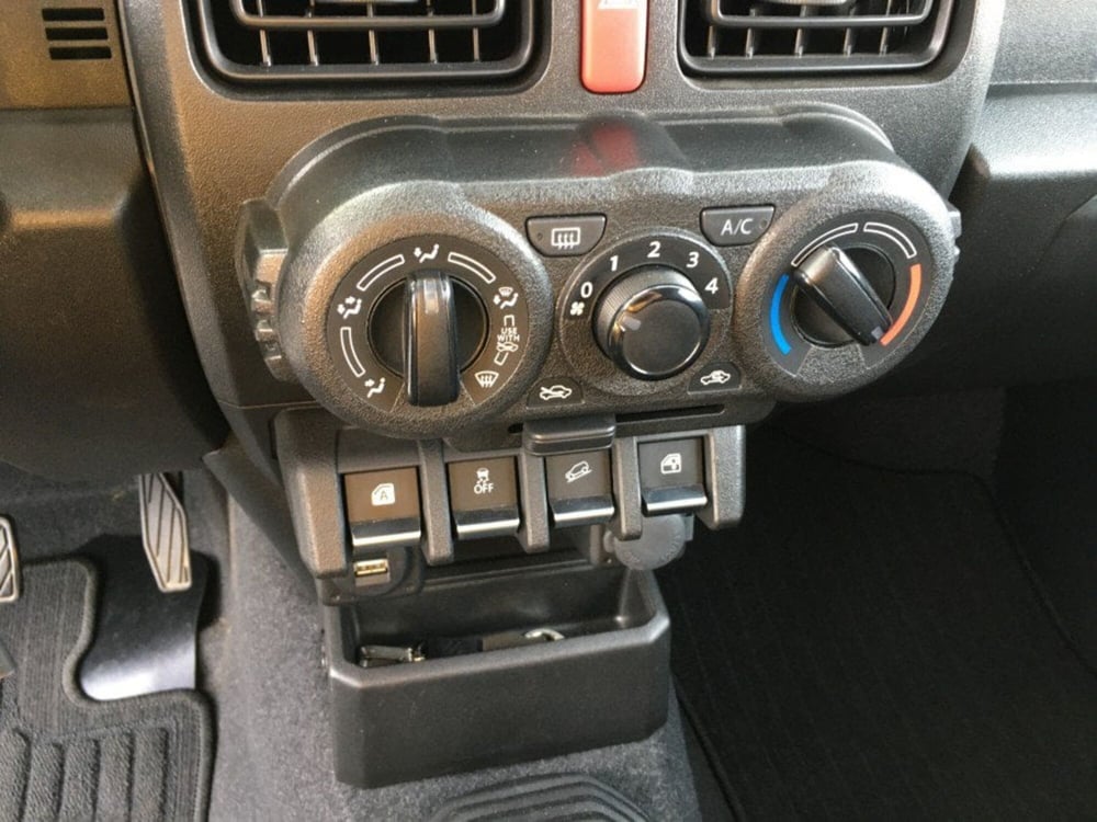 Suzuki Jimny usata a Cuneo (8)