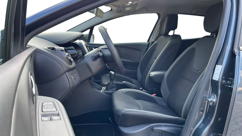 Renault Clio usata a Varese (9)