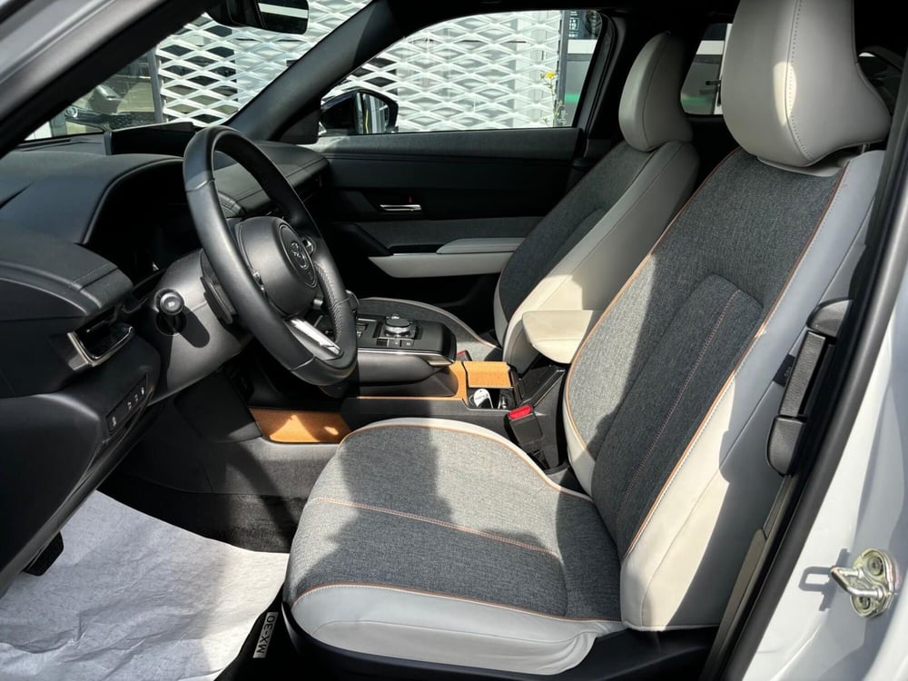 Mazda MX-30 usata a Frosinone (10)