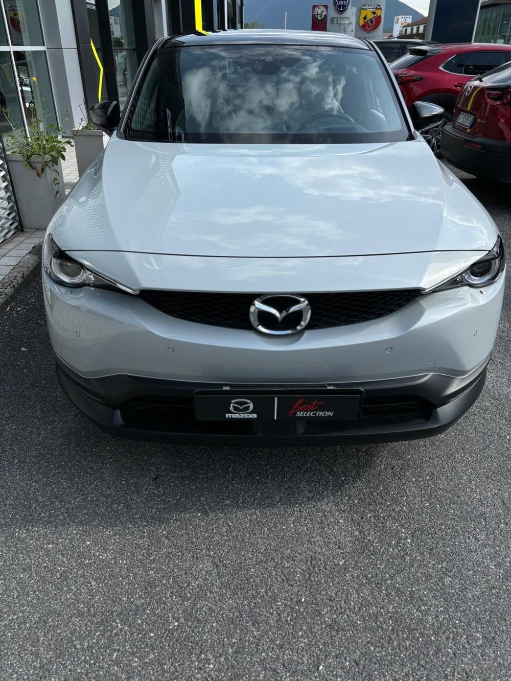 Mazda MX-30 usata a Frosinone (4)
