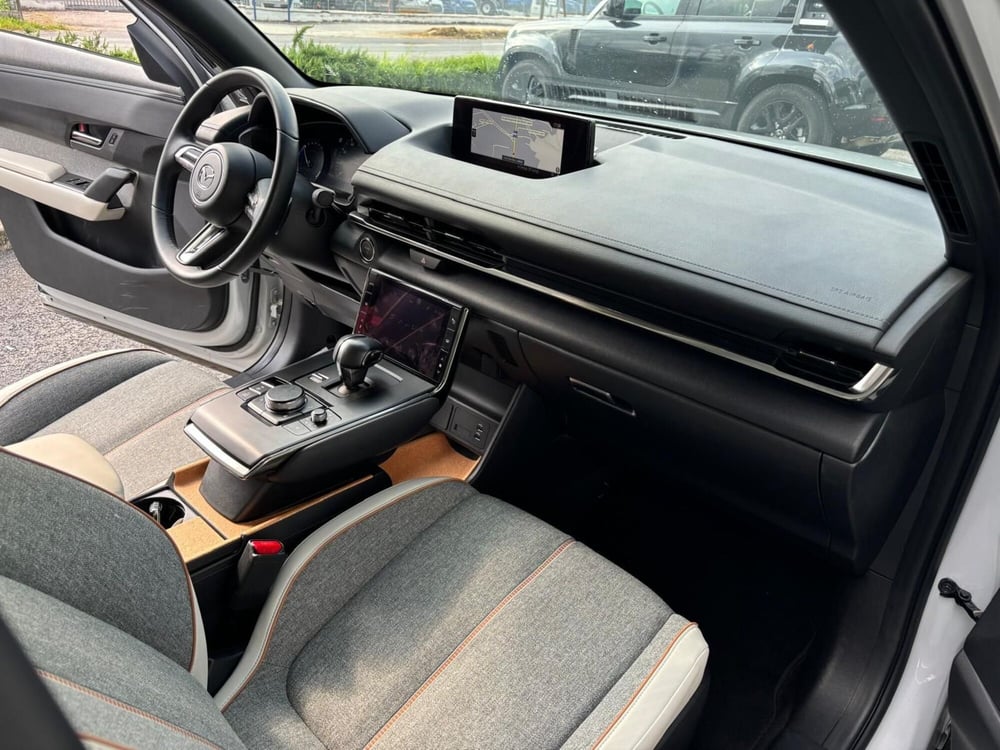 Mazda MX-30 usata a Frosinone (8)
