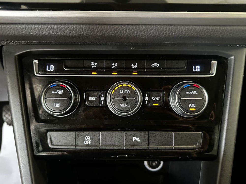 Volkswagen Touran usata a L'Aquila (17)