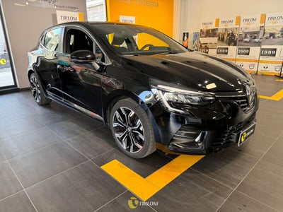 Renault Clio Full Hybrid E-Tech 140 CV 5 porte Intens del 2022 usata a Milano