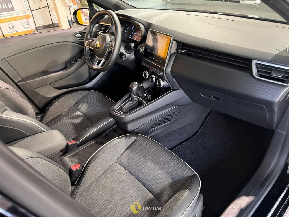 Renault Clio usata a Milano (12)