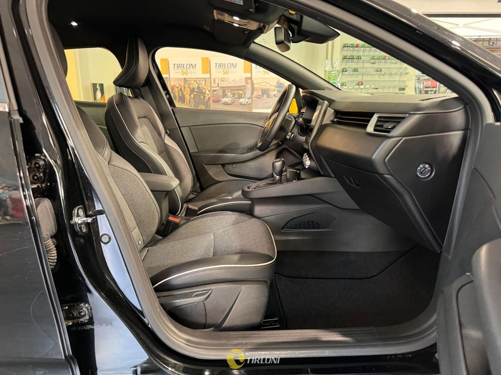 Renault Clio usata a Milano (15)