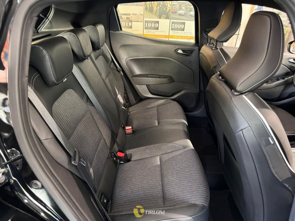 Renault Clio usata a Milano (17)