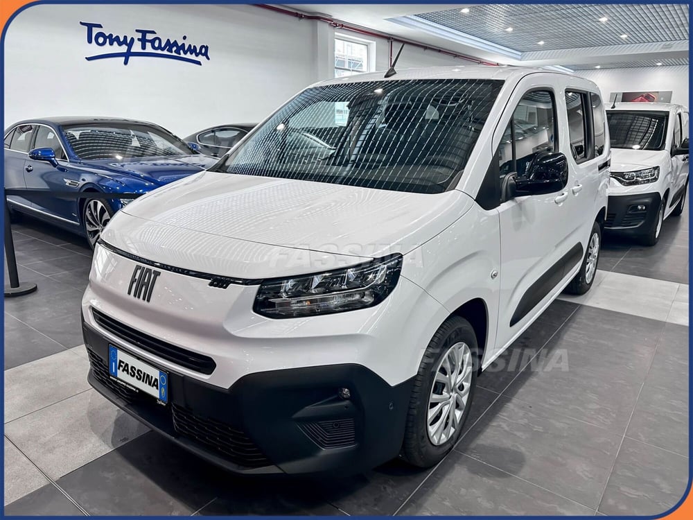 Fiat Doblò Furgone nuova a Milano (2)