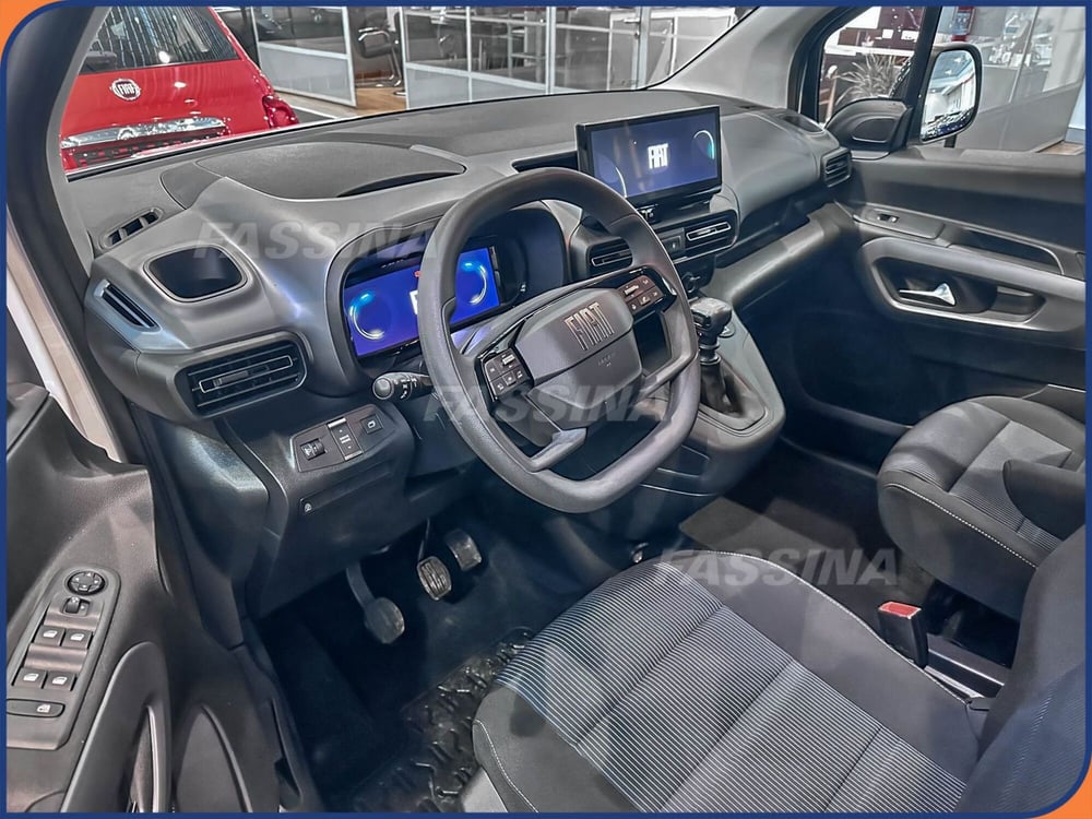 Fiat Doblò Furgone nuova a Milano (7)