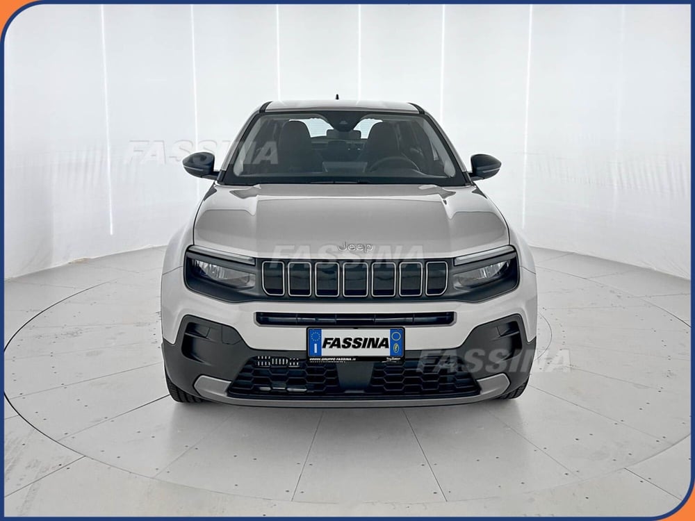 Jeep Avenger nuova a Milano (2)