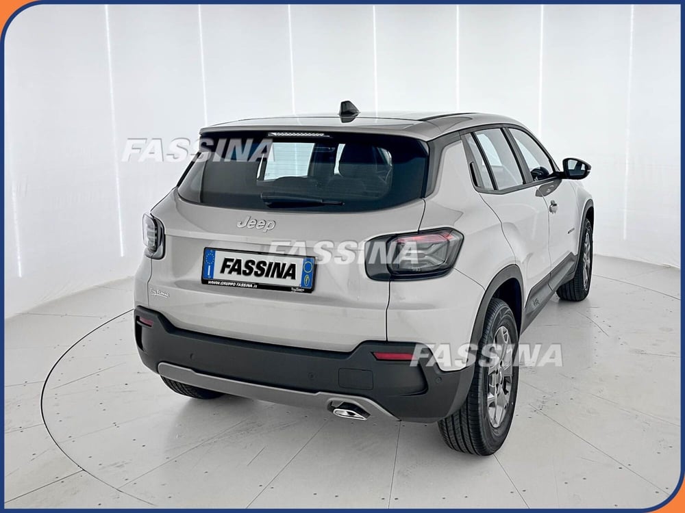 Jeep Avenger nuova a Milano (6)