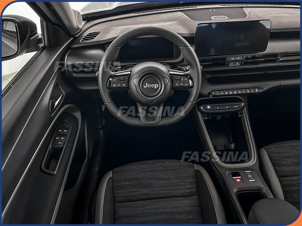 Jeep Avenger nuova a Milano (10)