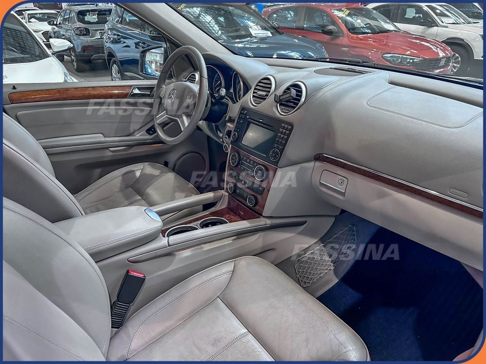 Mercedes-Benz GL usata a Milano (15)
