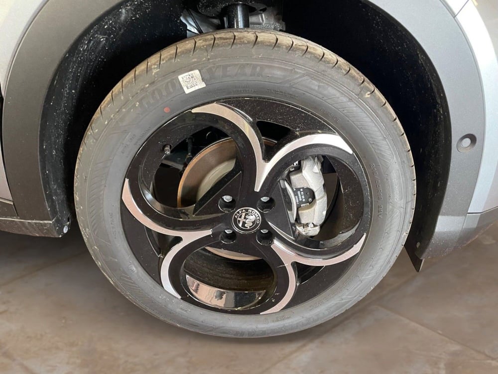 Alfa Romeo Junior nuova a Lucca (10)