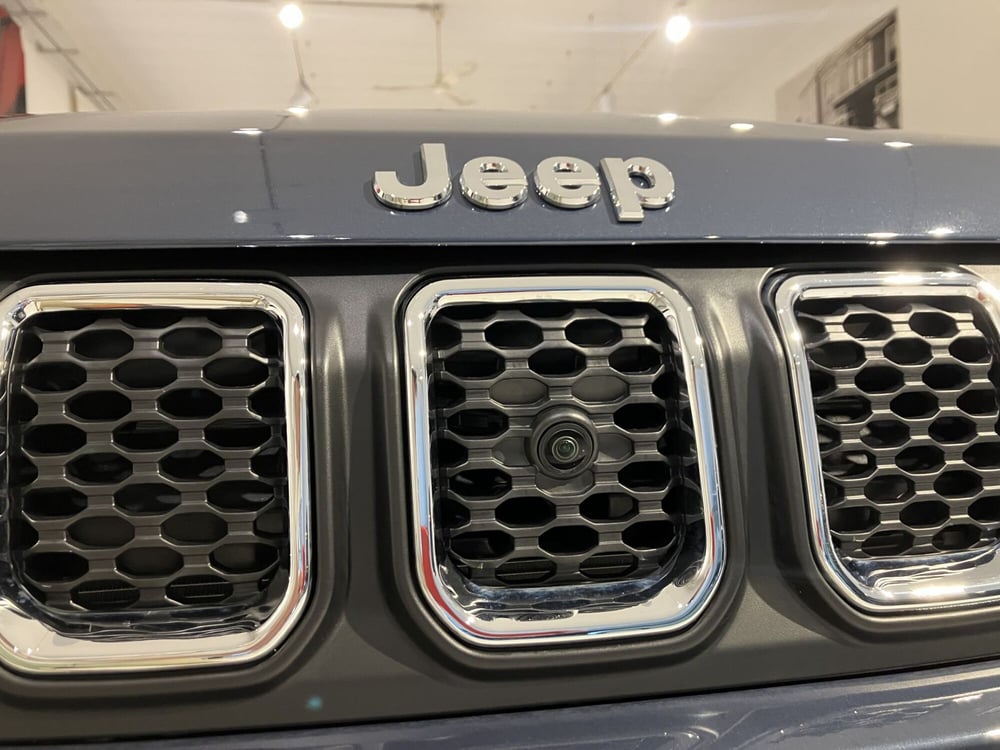 Jeep Compass nuova a Parma (12)