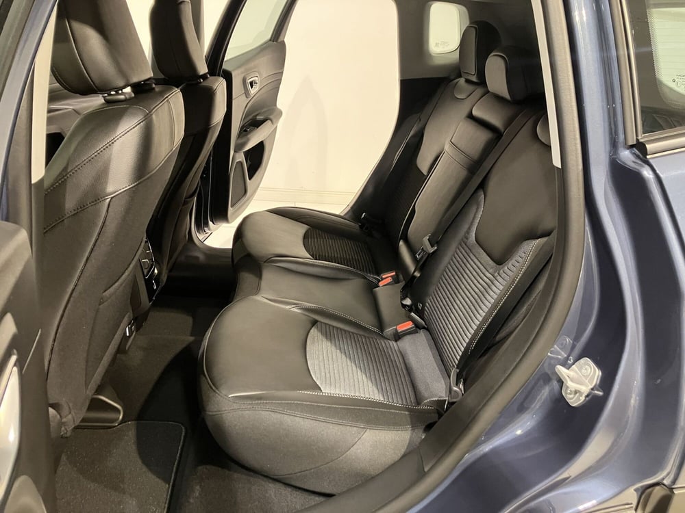 Jeep Compass nuova a Parma (14)