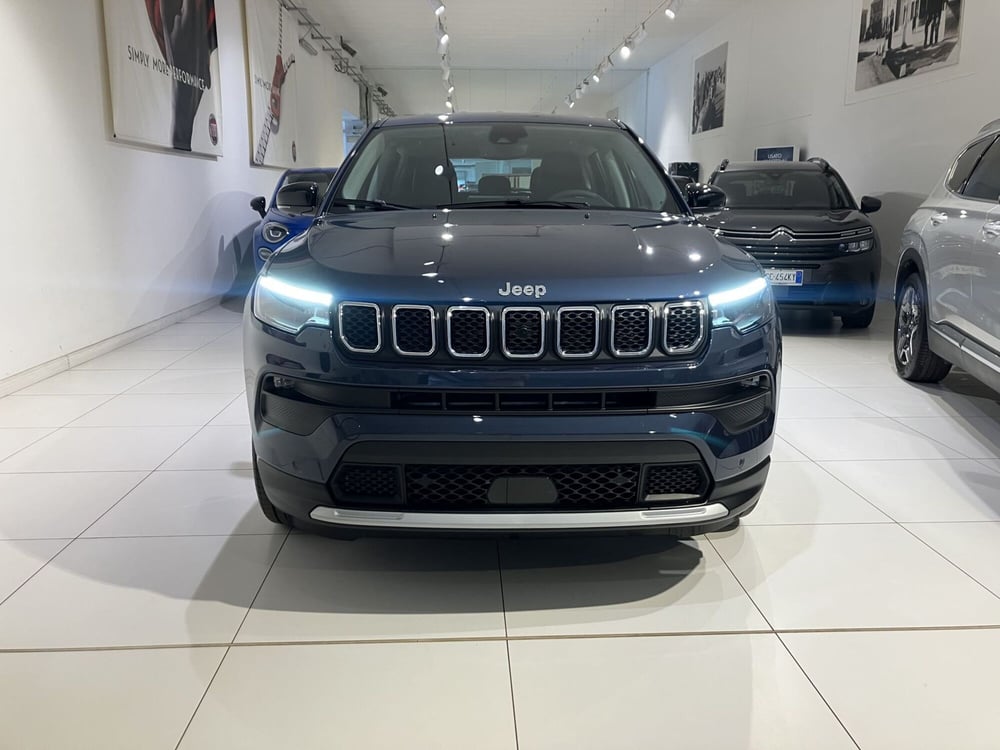 Jeep Compass nuova a Parma (2)