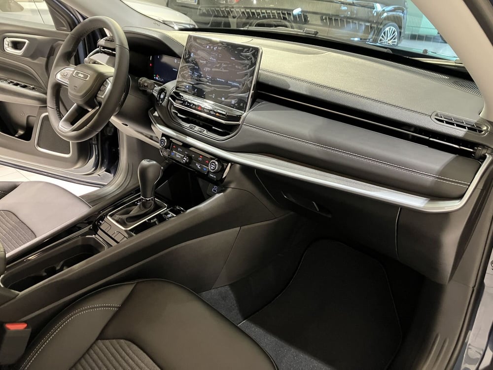 Jeep Compass nuova a Parma (20)