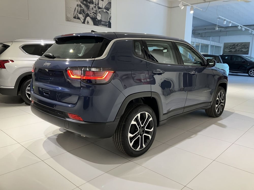 Jeep Compass nuova a Parma (6)