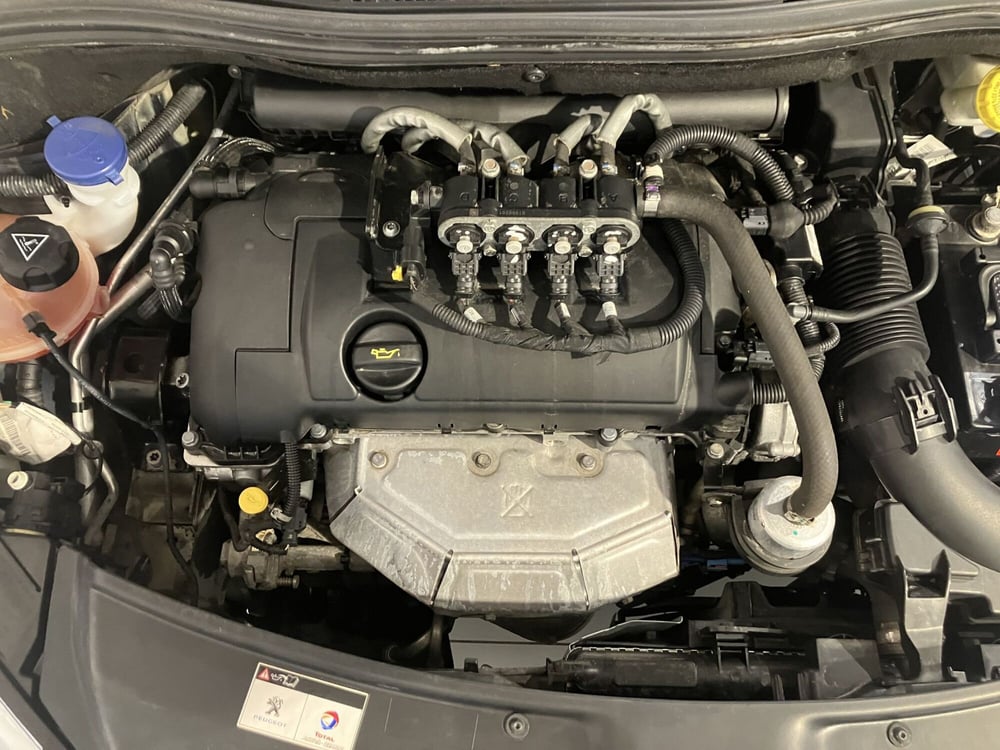 Peugeot 208 usata a Parma (16)