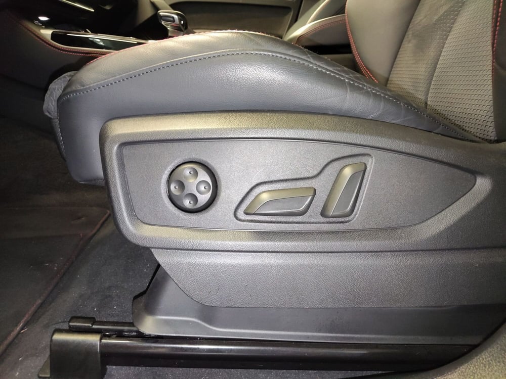 Audi Q5 Sportback usata a Modena (14)