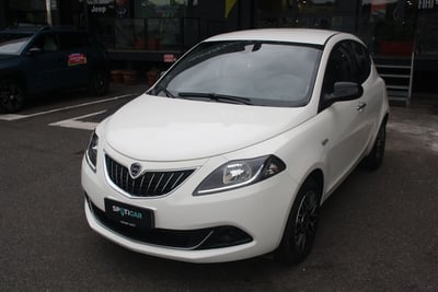 Lancia Ypsilon 1.0 FireFly 5 porte S&amp;S Hybrid Gold Plus del 2024 usata a Catania