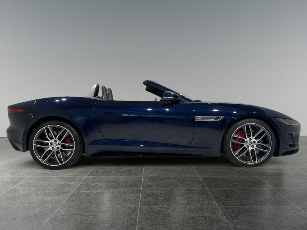 Jaguar F-Type Cabrio nuova a Ravenna (6)
