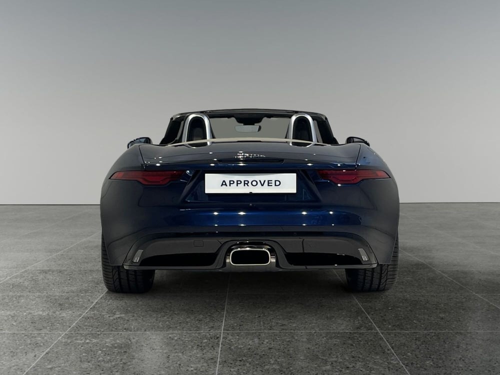 Jaguar F-Type Cabrio nuova a Ravenna (7)