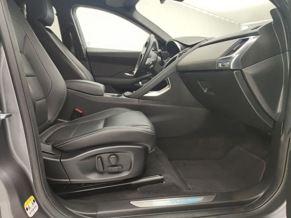 Jaguar E-Pace usata a Ragusa (4)