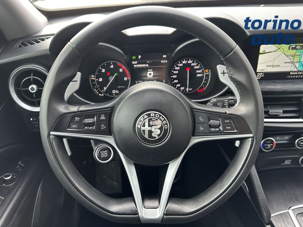 Alfa Romeo Stelvio usata a Torino (15)