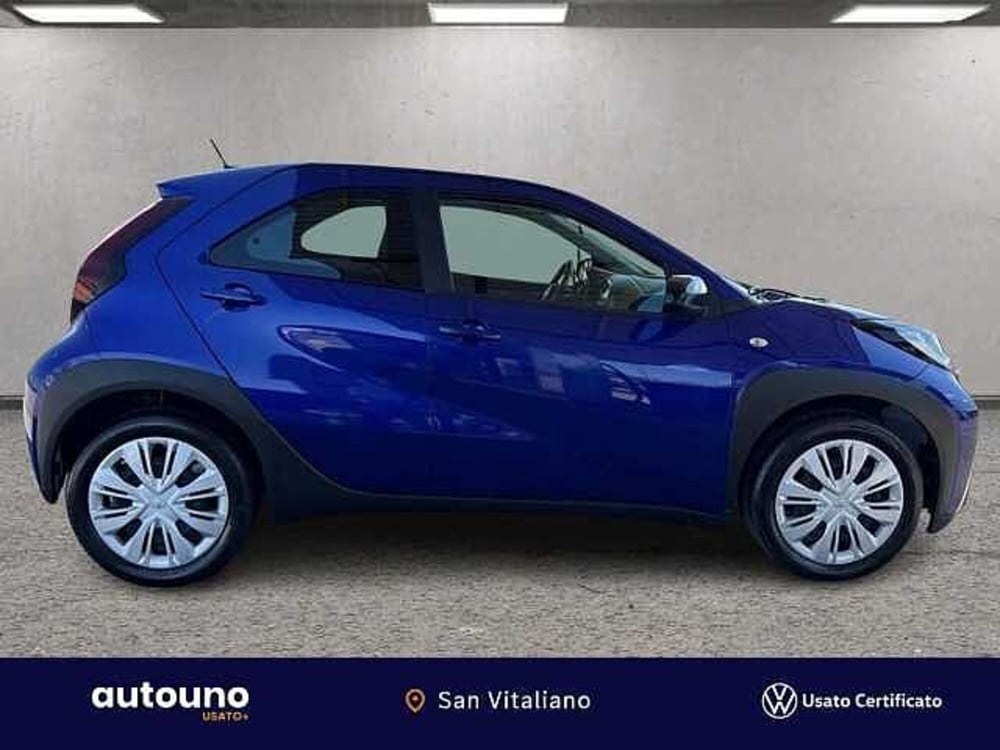 Toyota Aygo X usata a Napoli (6)