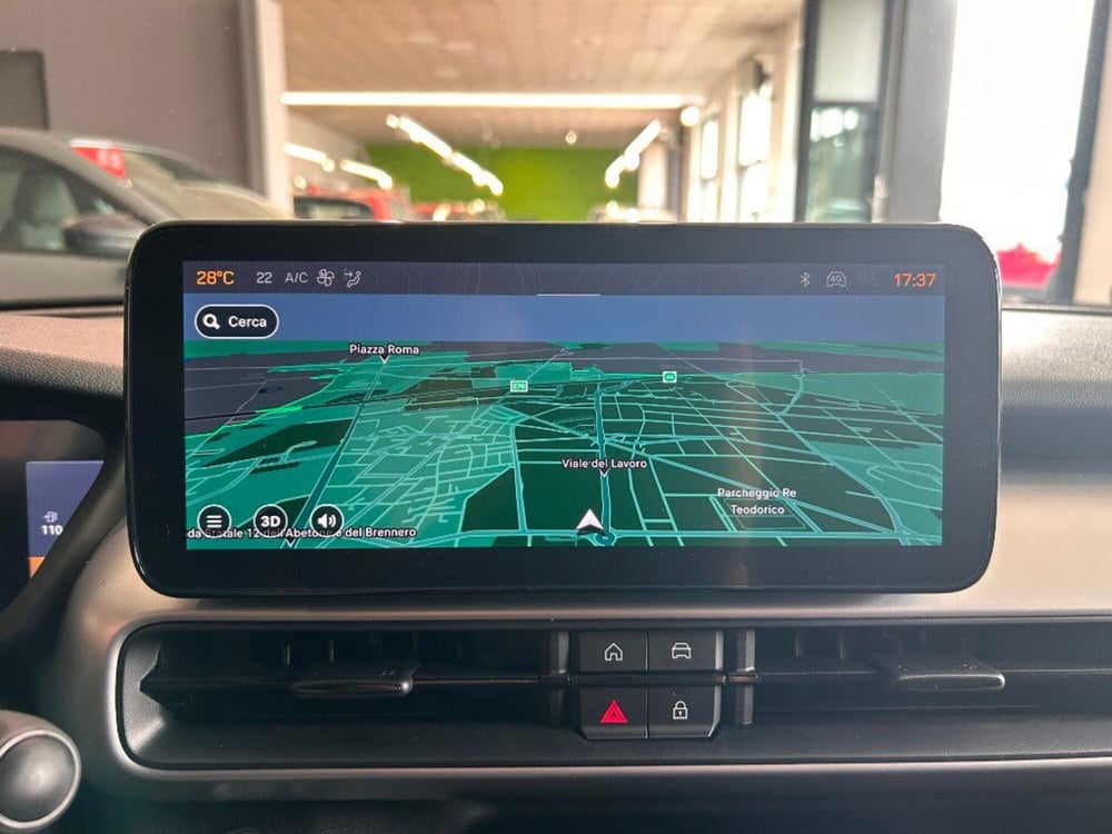 Jeep Avenger nuova a Verona (10)