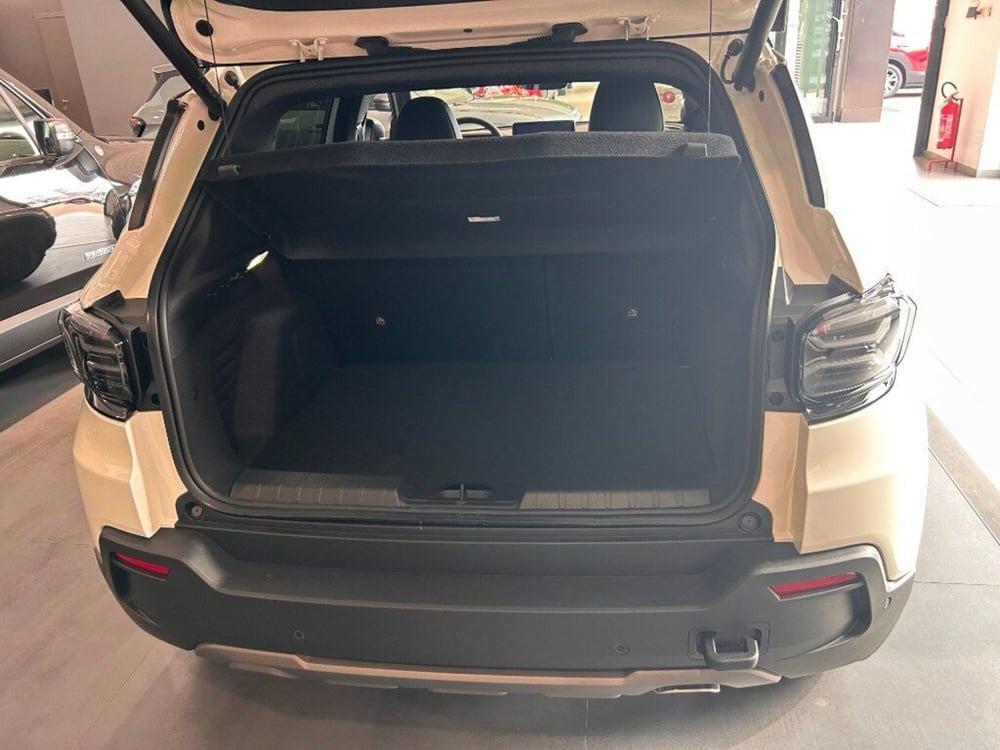 Jeep Avenger nuova a Verona (6)