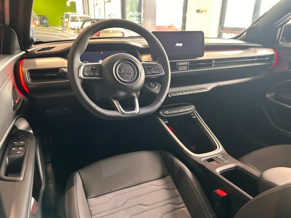 Jeep Avenger nuova a Verona (7)