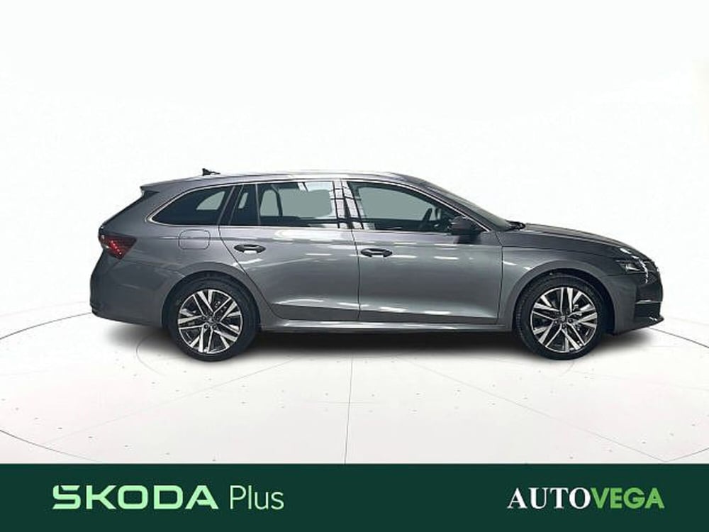 Skoda Octavia Station Wagon nuova a Vicenza (3)