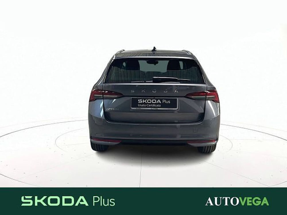 Skoda Octavia Station Wagon nuova a Vicenza (5)