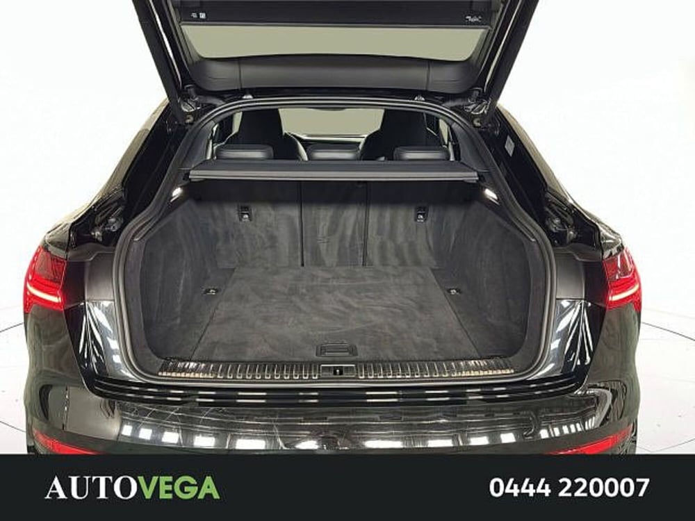 Audi e-tron Sportback usata a Vicenza (18)