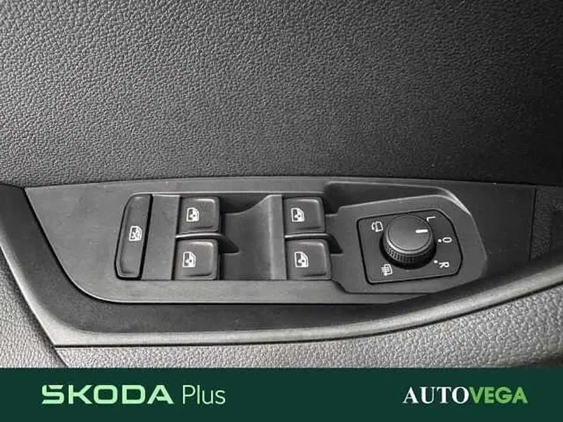 Skoda Karoq nuova a Vicenza (11)