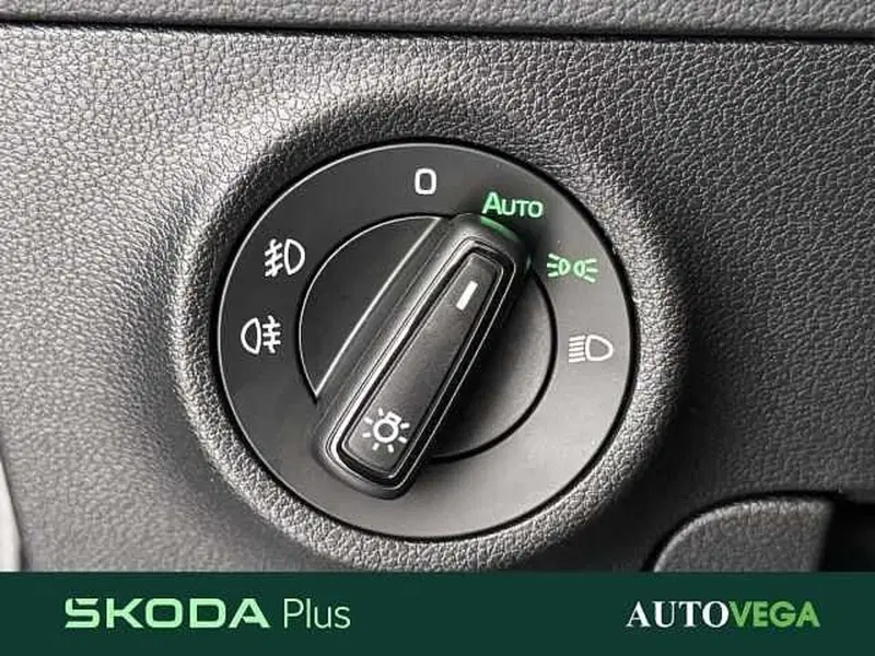 Skoda Karoq nuova a Vicenza (12)