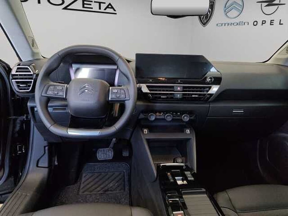 Citroen C4 nuova a Vibo Valentia (10)