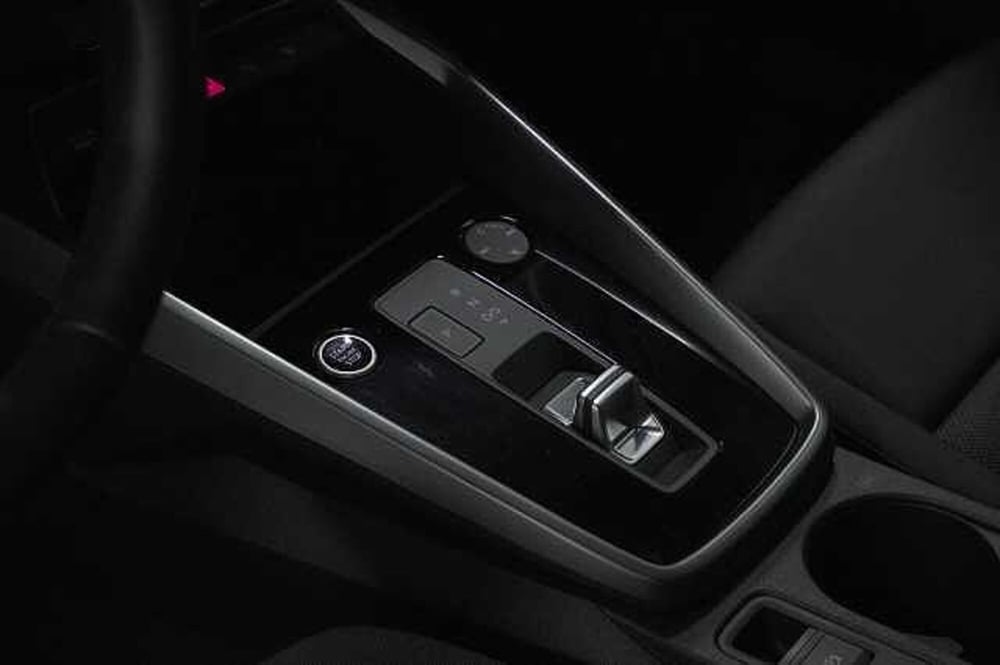 Audi A3 Sportback usata a Como (19)