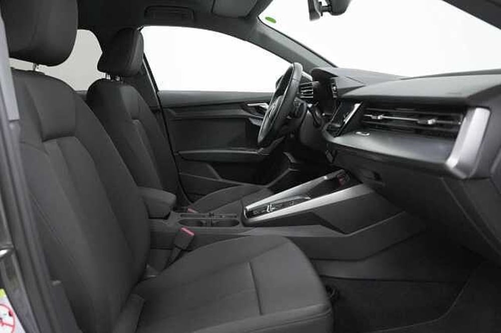 Audi A3 Sportback usata a Como (8)