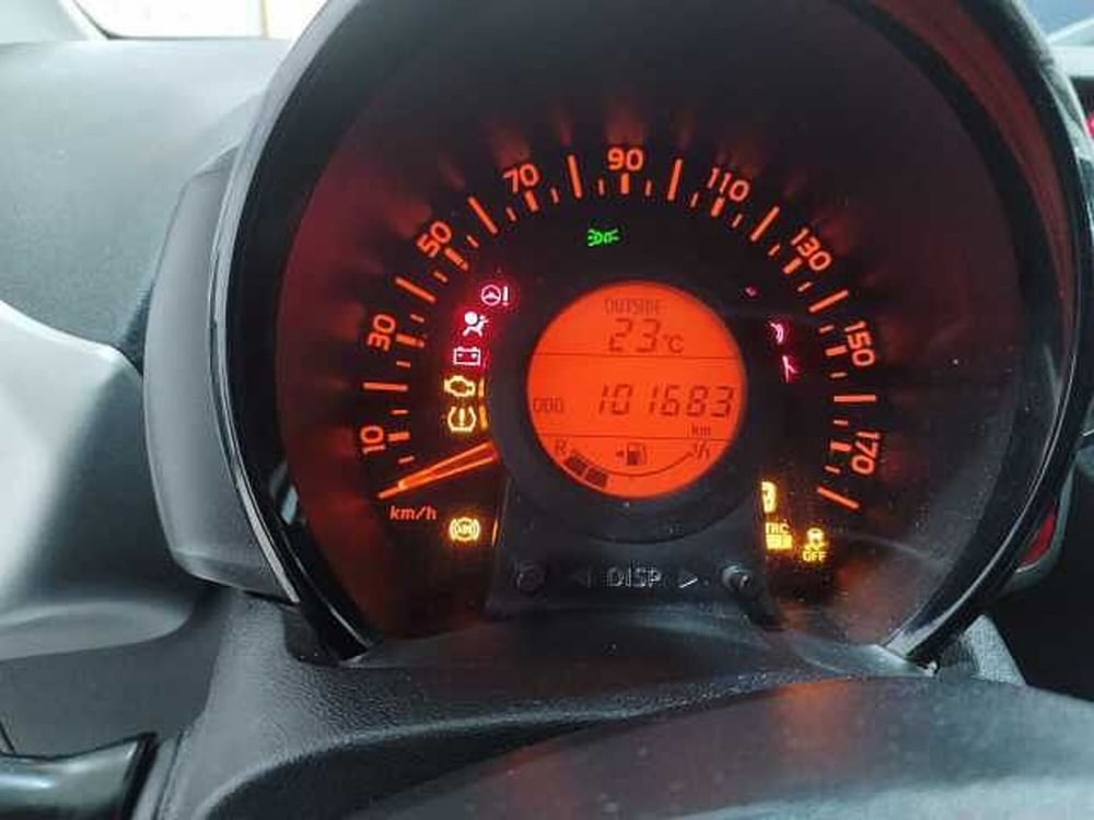 Peugeot 108 usata a Lecce (7)