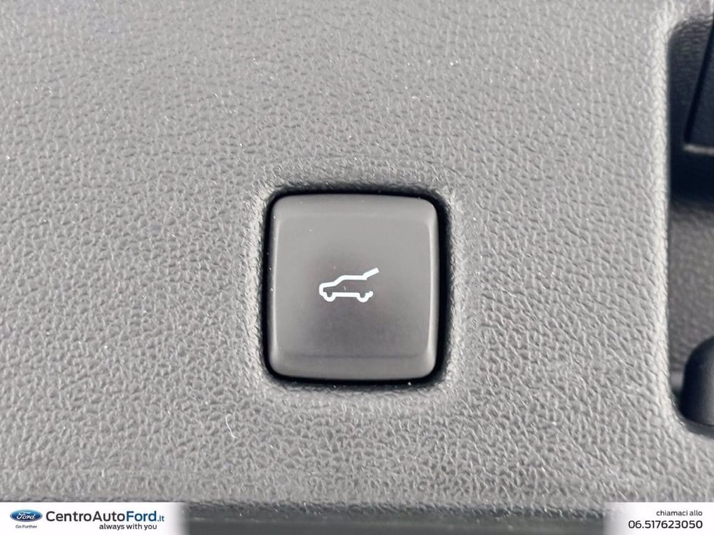 Ford Kuga usata a Roma (12)
