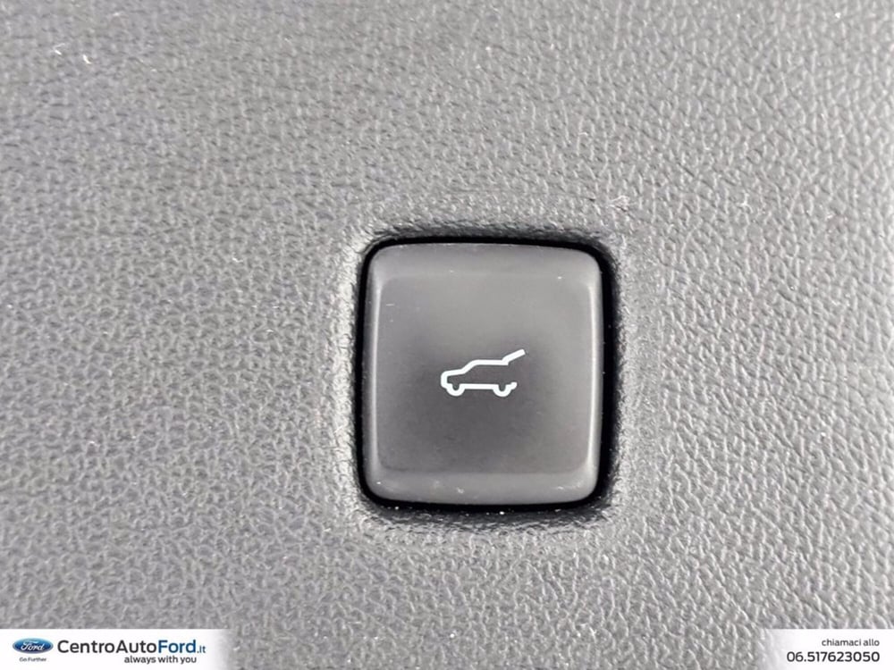 Ford Kuga usata a Roma (12)