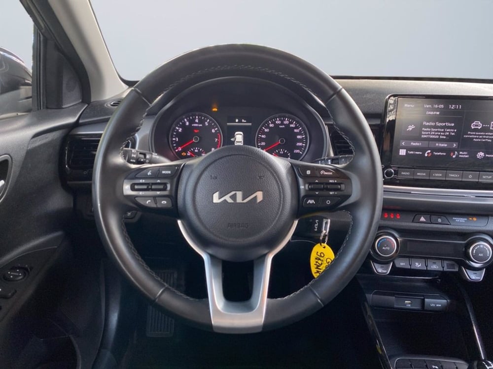 Kia Rio usata a Milano (13)