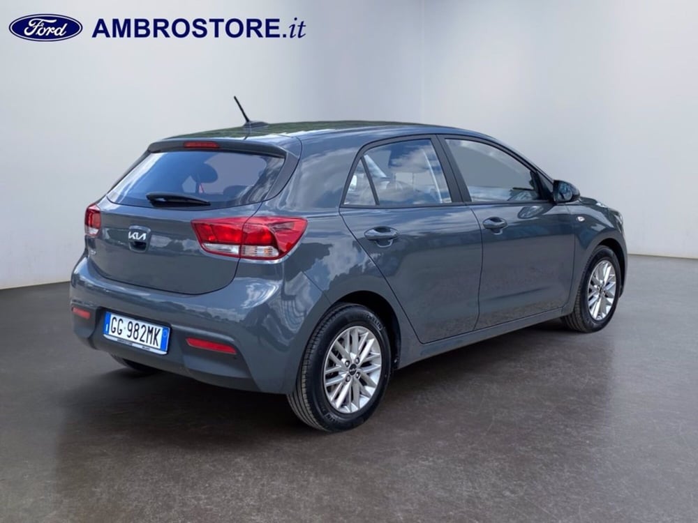 Kia Rio usata a Milano (5)