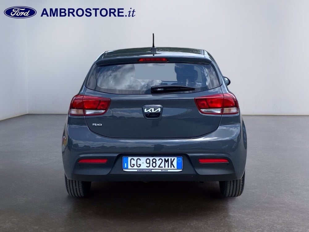 Kia Rio usata a Milano (6)