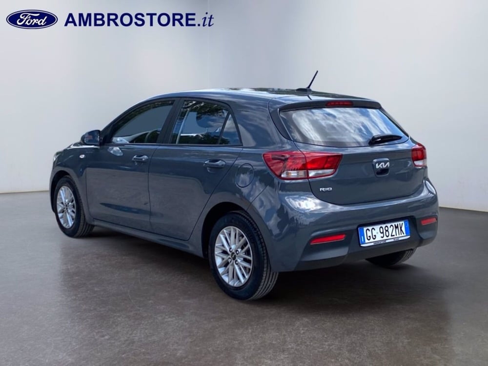 Kia Rio usata a Milano (7)